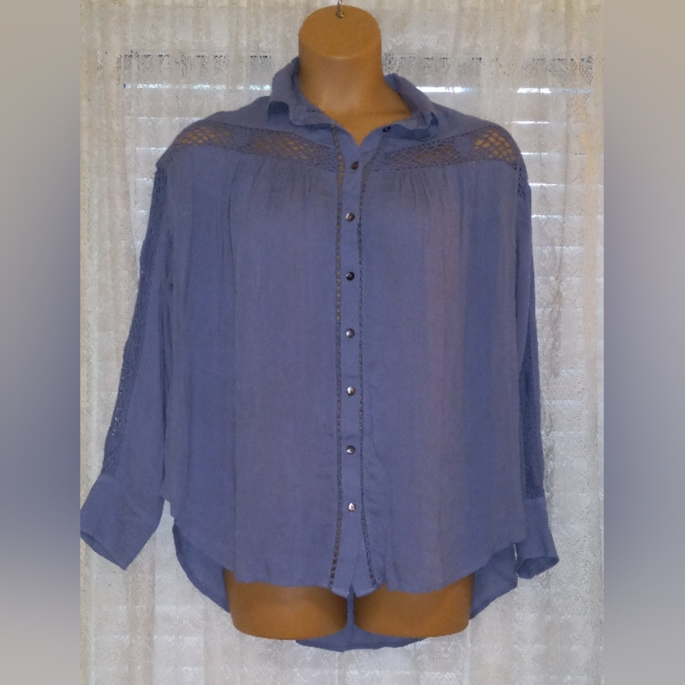 NWT Free People Blue Peasant Style top Size Small